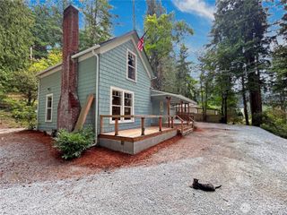 1613 S 10th Street, Mount Vernon, WA 98274