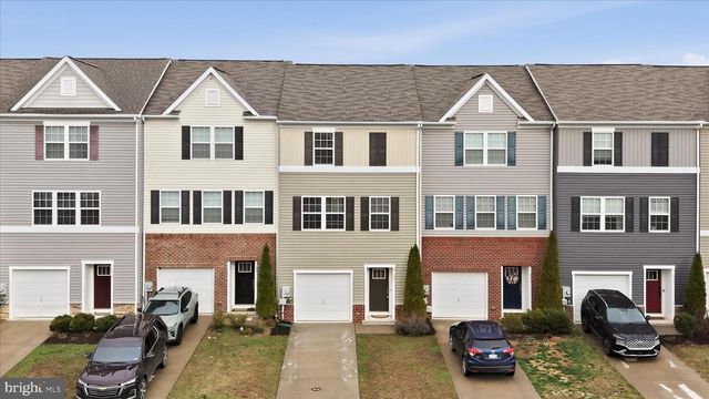 227 MAGELLAN DR, Martinsburg, WV 25404