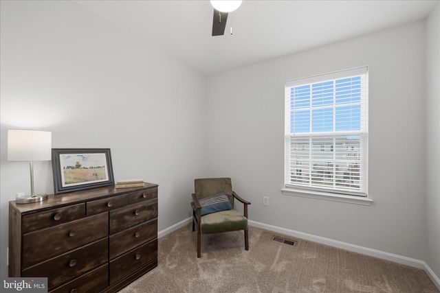 227 MAGELLAN DR, Martinsburg, WV 25404