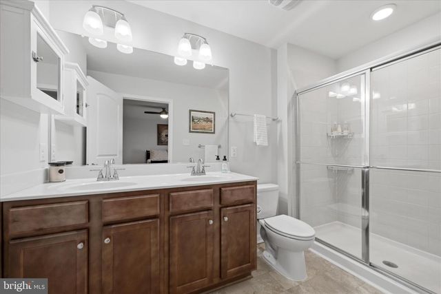 227 MAGELLAN DR, Martinsburg, WV 25404