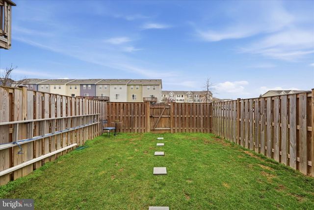 227 MAGELLAN DR, Martinsburg, WV 25404