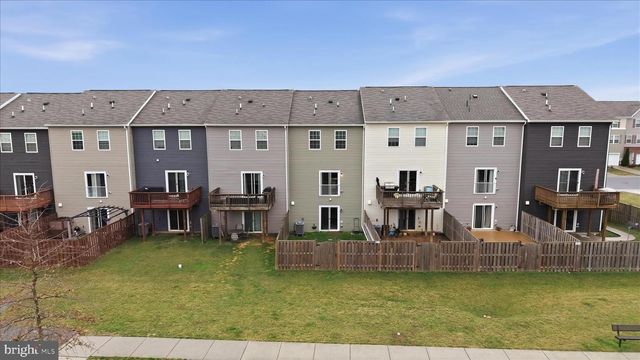 227 MAGELLAN DR, Martinsburg, WV 25404