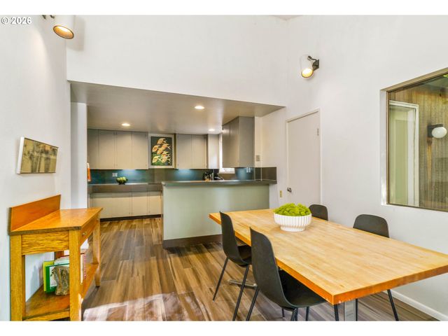 4298 RIVER Rd S, Salem, OR 97302