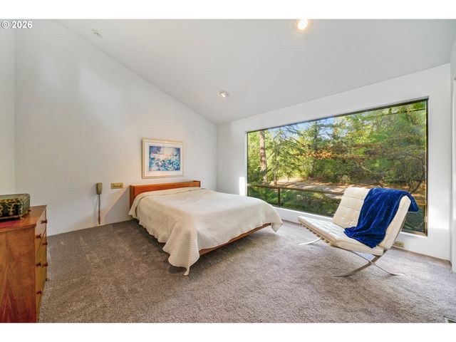 4298 RIVER Rd S, Salem, OR 97302