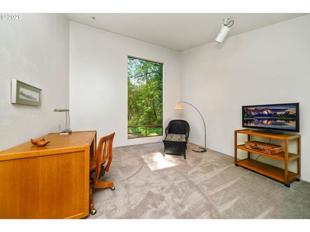 4298 RIVER Rd S, Salem, OR 97302