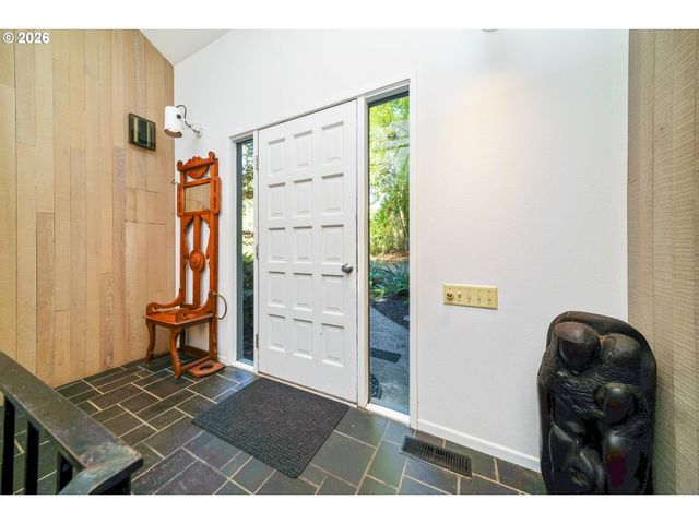 4298 RIVER Rd S, Salem, OR 97302