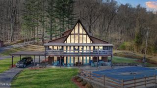 4100 Tate Springs Road, Big Stone Gap, VA 24219