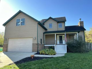 1862 Derfla Drive, Saint Joseph, MI 49085