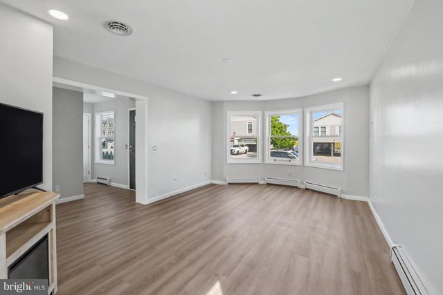 348 KINGFISHER RD, Tuckerton, NJ 08087