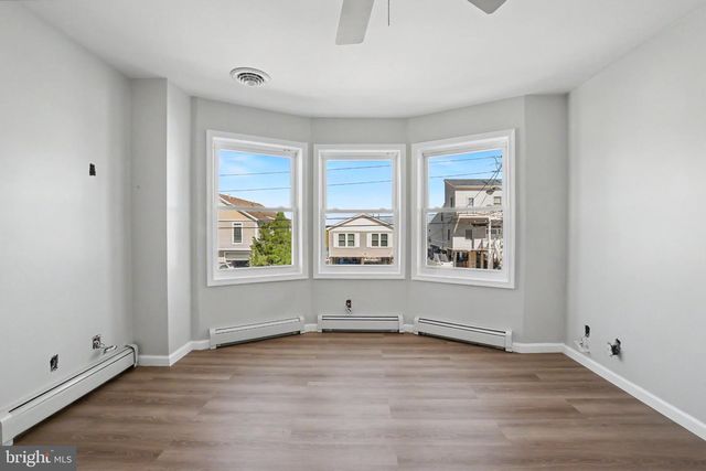 348 KINGFISHER RD, Tuckerton, NJ 08087