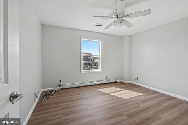348 KINGFISHER RD, Tuckerton, NJ 08087