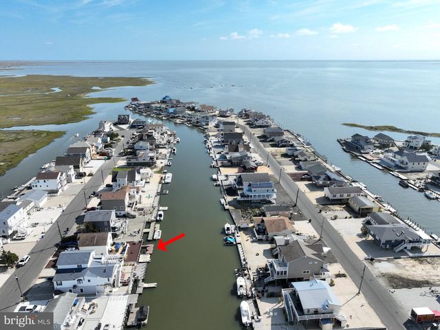 348 KINGFISHER RD, Tuckerton, NJ 08087