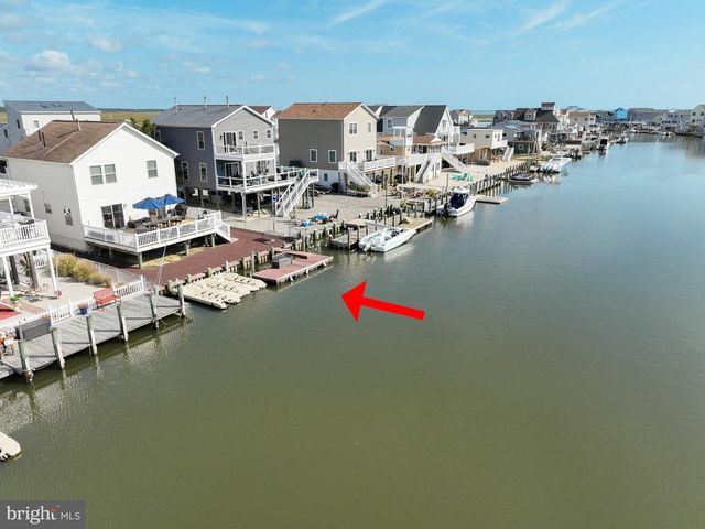 348 KINGFISHER RD, Tuckerton, NJ 08087