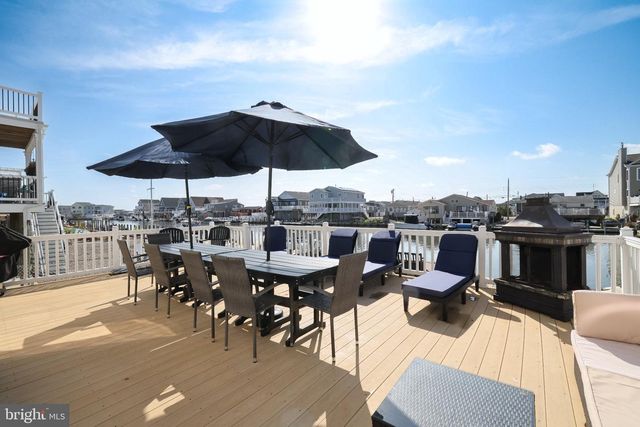 348 KINGFISHER RD, Tuckerton, NJ 08087