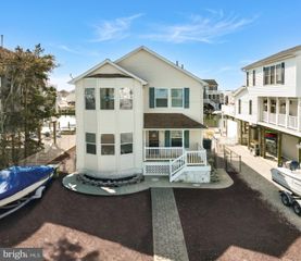 348 KINGFISHER RD, Tuckerton, NJ 08087