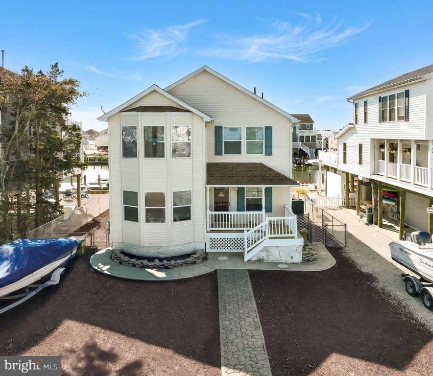 348 KINGFISHER RD, Tuckerton, NJ 08087