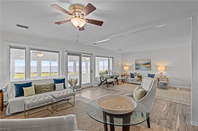 103 York Point DR, Seaford, VA 23696