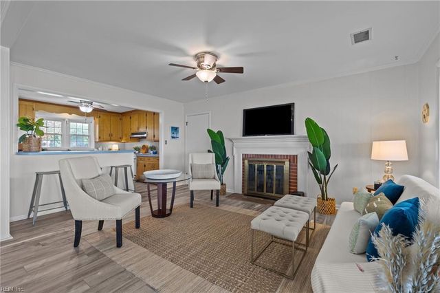 103 York Point DR, Seaford, VA 23696