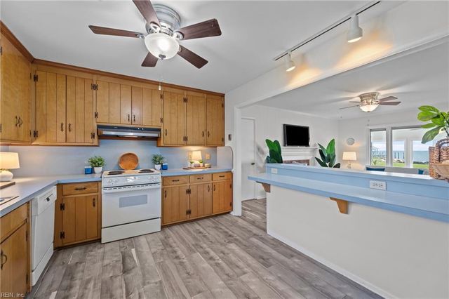 103 York Point DR, Seaford, VA 23696