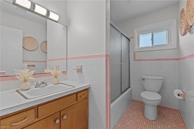 103 York Point DR, Seaford, VA 23696