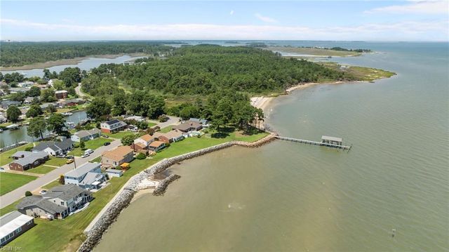 103 York Point DR, Seaford, VA 23696