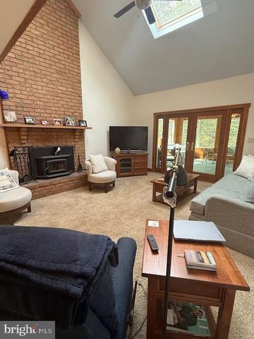 70 DEWALT DRIVE, Mechanicsburg, PA 17050