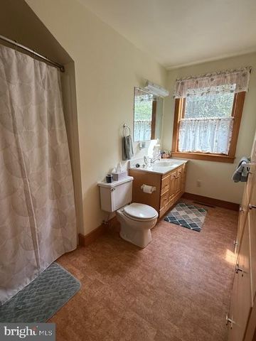 70 DEWALT DRIVE, Mechanicsburg, PA 17050