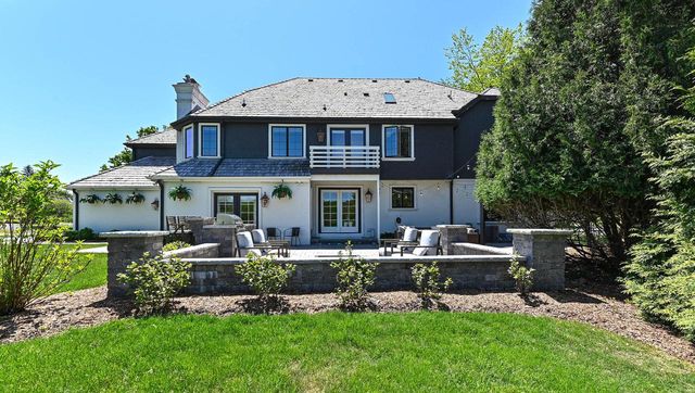 134 E Trillium COURT, Mequon, WI 53092