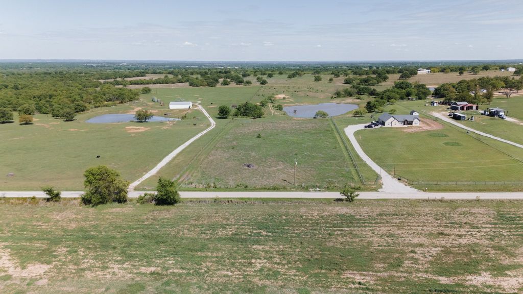150 County Road 3525, Paradise, TX 76073