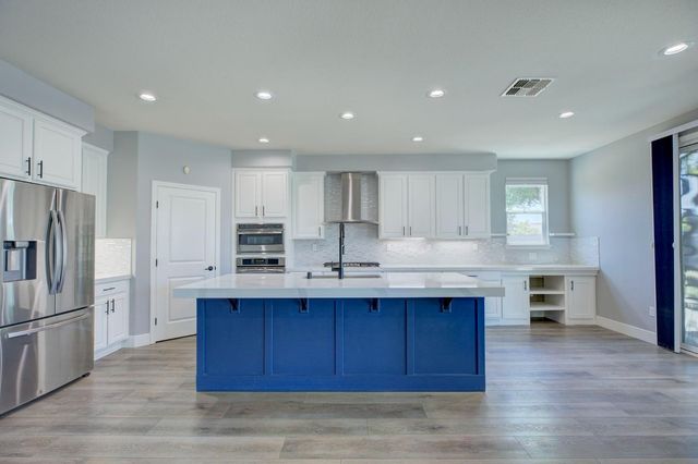 2272 Hartland Cir, Roseville, CA 95747