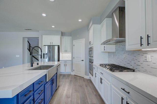 2272 Hartland Cir, Roseville, CA 95747