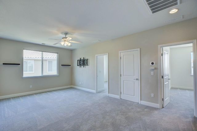 2272 Hartland Cir, Roseville, CA 95747