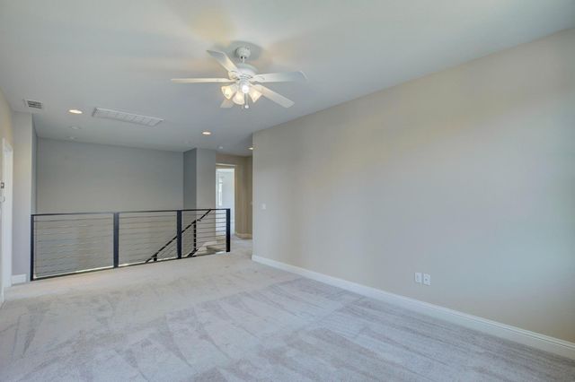 2272 Hartland Cir, Roseville, CA 95747