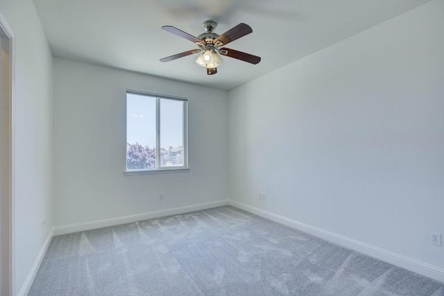 2272 Hartland Cir, Roseville, CA 95747