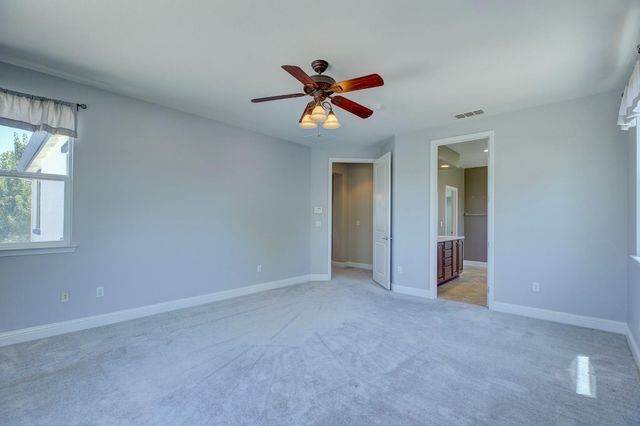 2272 Hartland Cir, Roseville, CA 95747