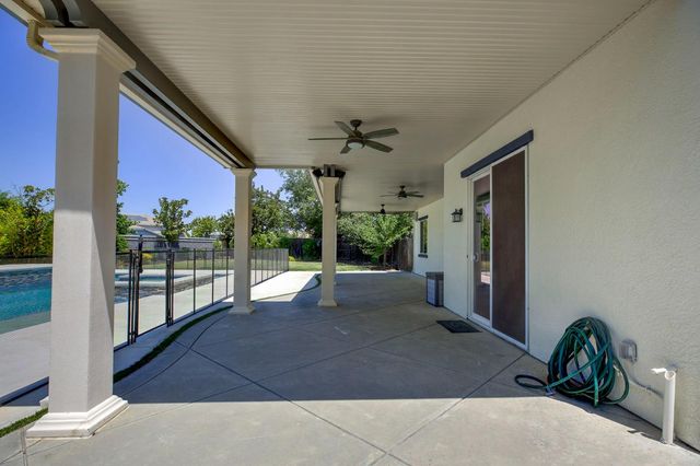 2272 Hartland Cir, Roseville, CA 95747