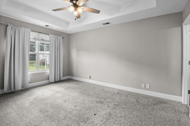 3795 McAllister Dr, Clarksville, TN 37042