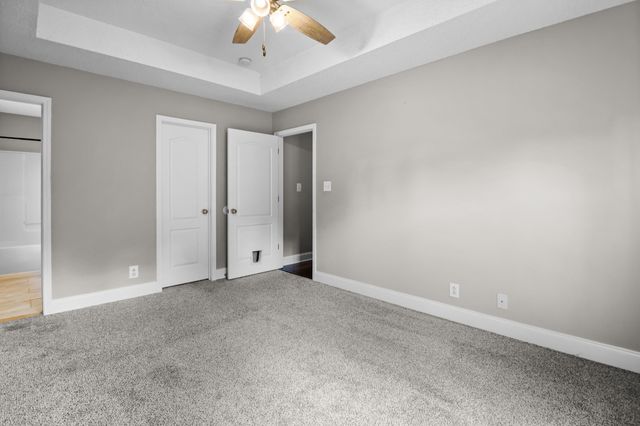 3795 McAllister Dr, Clarksville, TN 37042