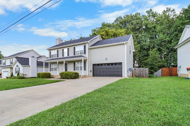 3795 McAllister Dr, Clarksville, TN 37042