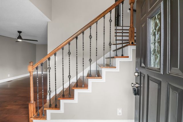 3795 McAllister Dr, Clarksville, TN 37042