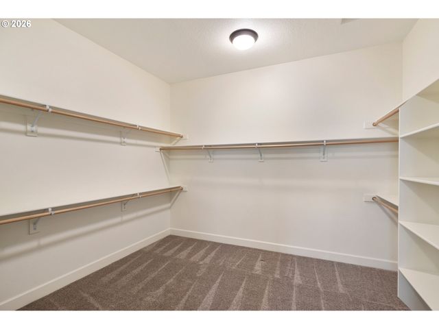5700 Nw 147TH Way, Vancouver, WA 98685