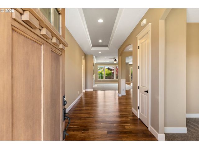 5700 Nw 147TH Way, Vancouver, WA 98685