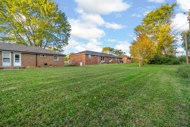 110 Tandy Dr Apt A, Clarksville, TN 37042