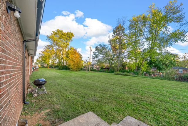 110 Tandy Dr Apt A, Clarksville, TN 37042