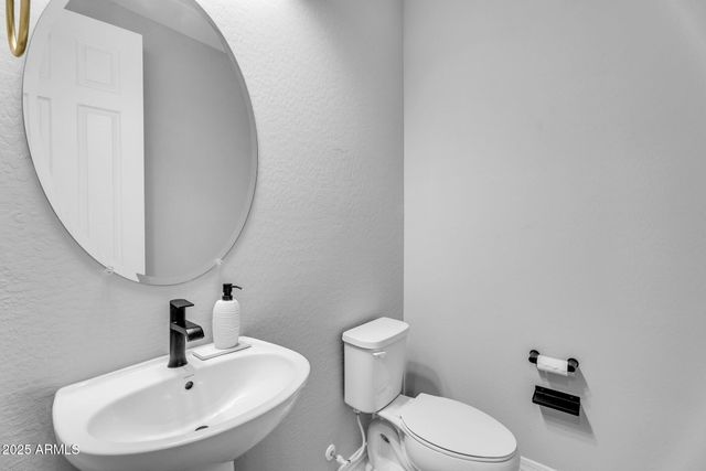 6732 W Coles Road, Laveen, AZ 85339