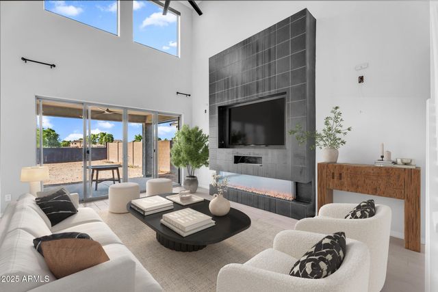 6732 W Coles Road, Laveen, AZ 85339