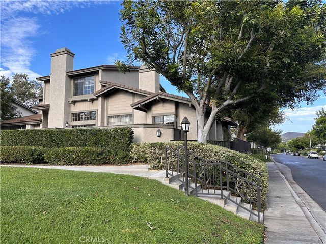 1 Starfall, Irvine, CA 92603