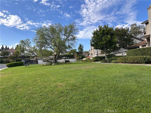 1 Starfall, Irvine, CA 92603