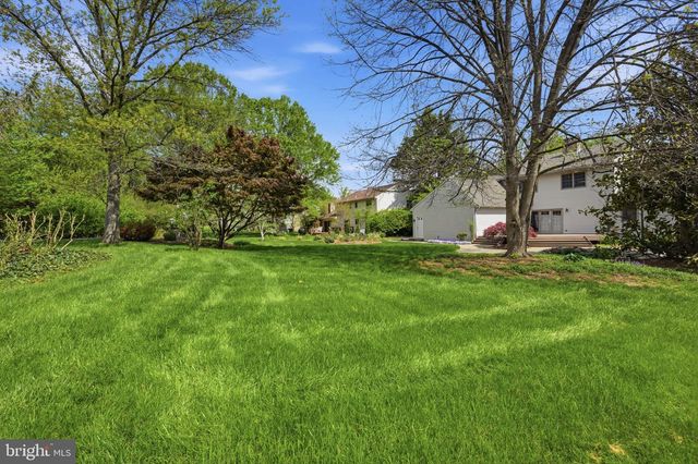 538 PENN MANOR DR, Newark, DE 19711