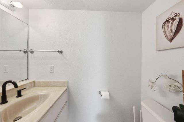 1024 San Luis Circle 722, Daly City, CA 94014